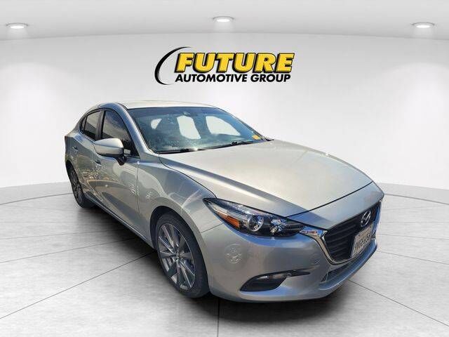 2018 MAZDA Mazda3