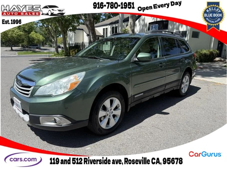 2012 SUBARU Outback