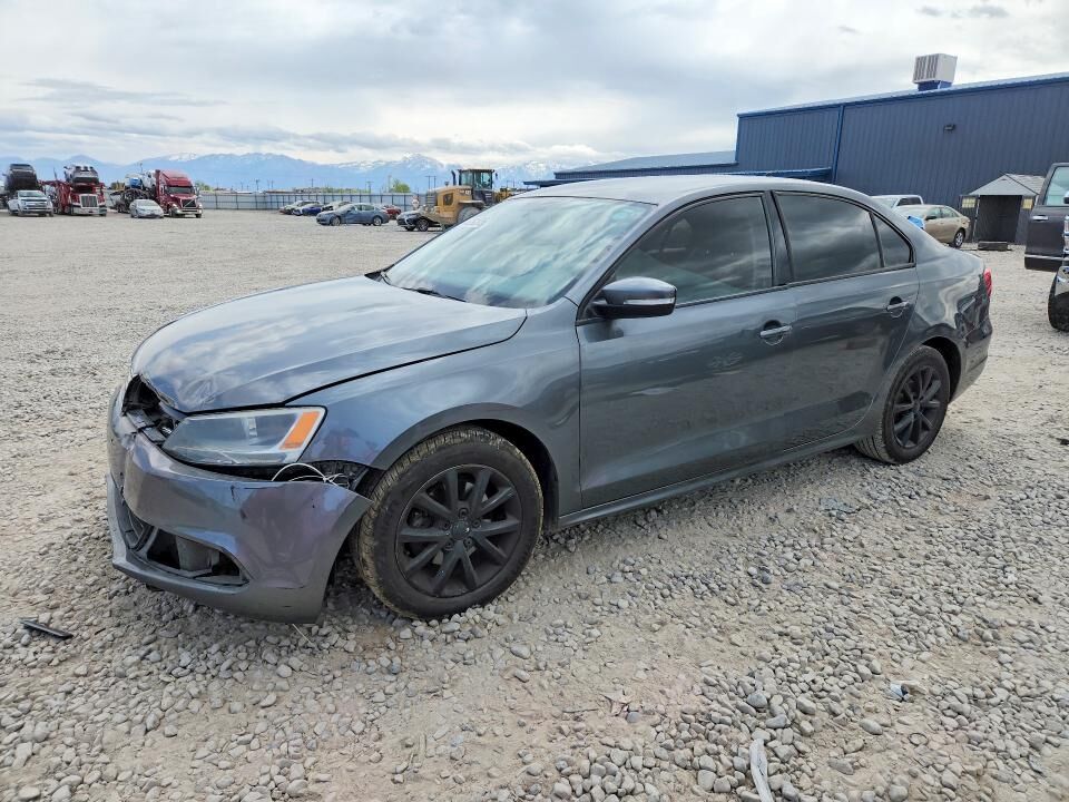 2012 VOLKSWAGEN Jetta