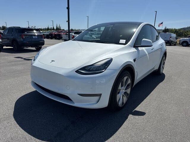 2022 TESLA Model Y