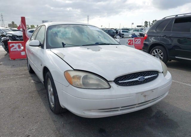 2000 FORD Taurus