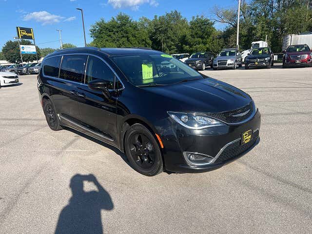 2017 CHRYSLER Pacifica