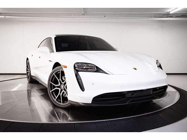 2024 PORSCHE Taycan