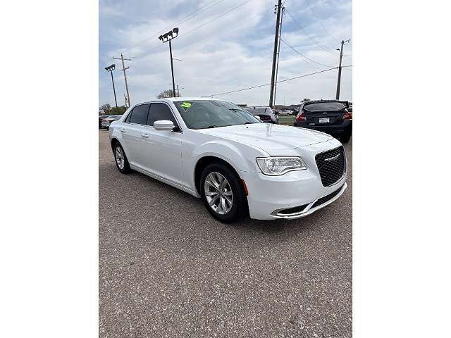 2016 CHRYSLER 300