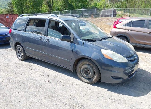 2008 TOYOTA Sienna