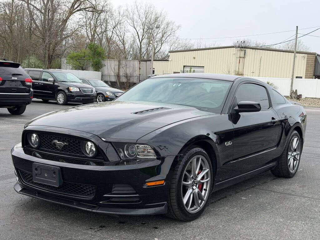 2013 FORD Mustang