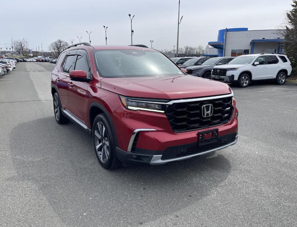 2025 HONDA Pilot