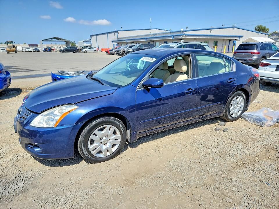 2010 NISSAN Altima