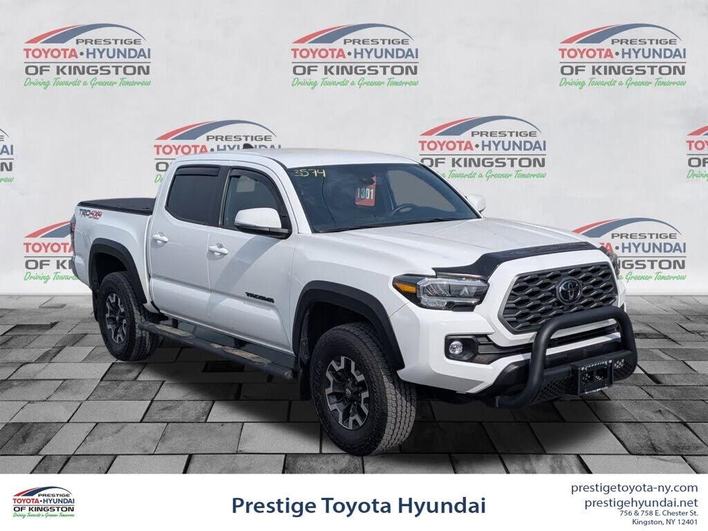 2023 TOYOTA Tacoma