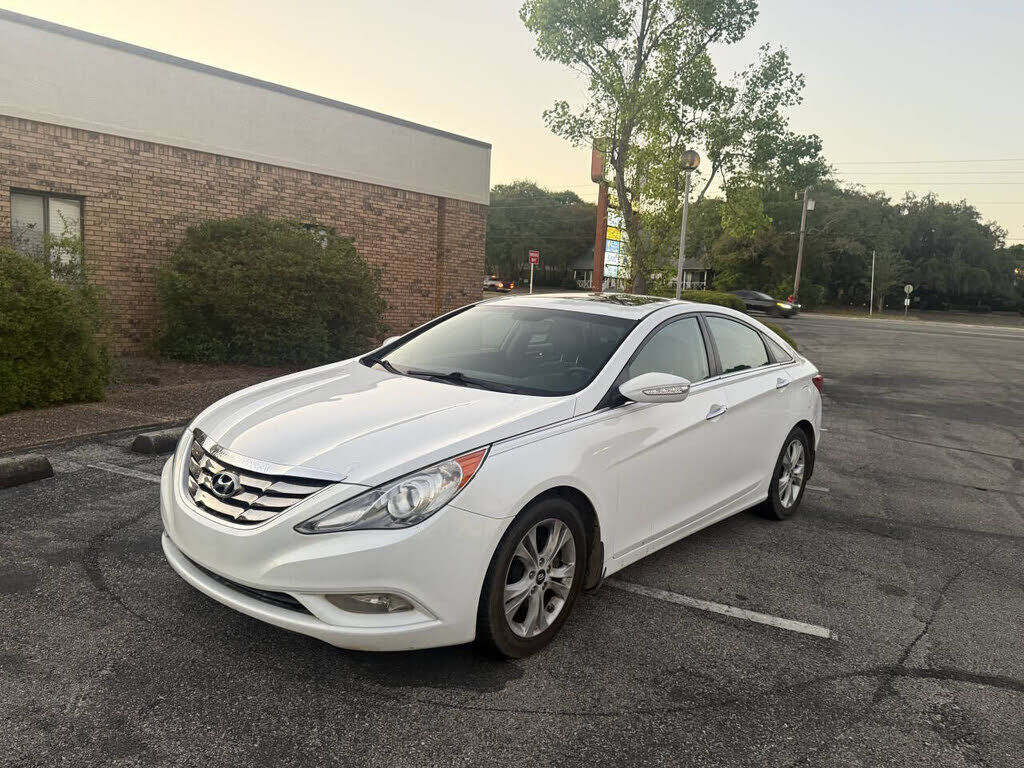 2011 HYUNDAI Sonata