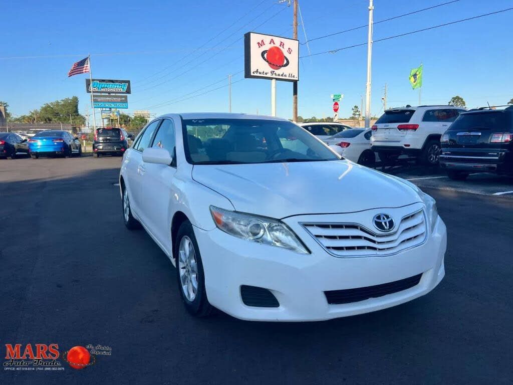 2011 TOYOTA Camry