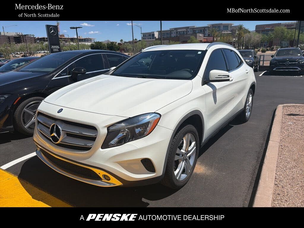 2017 MERCEDES-BENZ GLA-Class