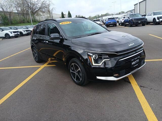 2023 KIA Niro