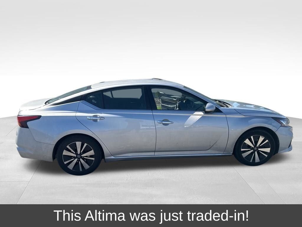 2022 NISSAN Altima