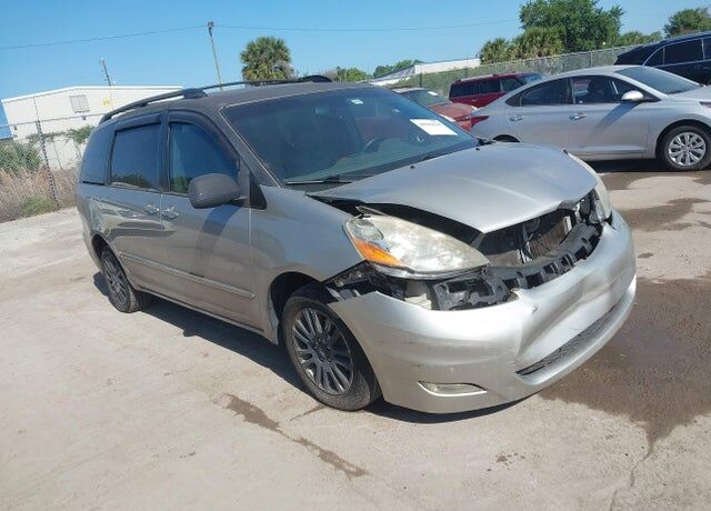 2008 TOYOTA Sienna