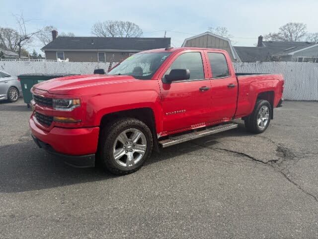2018 CHEVROLET Silverado