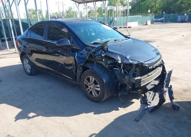 2016 CHEVROLET Sonic
