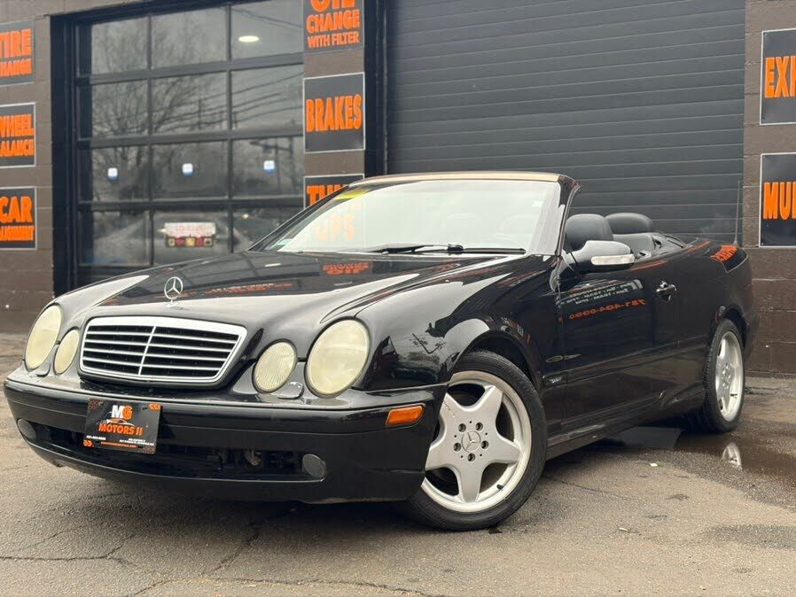 2003 MERCEDES-BENZ CLK-Class