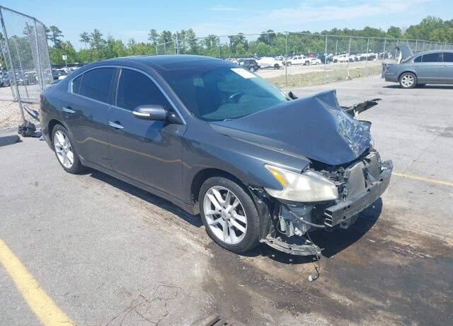 2009 NISSAN Maxima