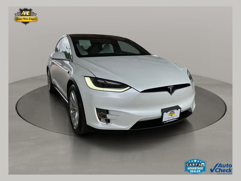 2018 TESLA Model X