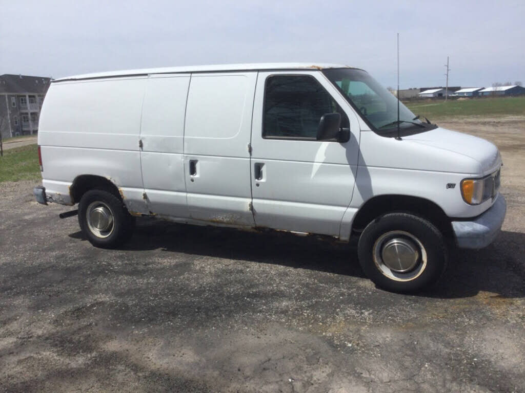 2001 FORD E-250