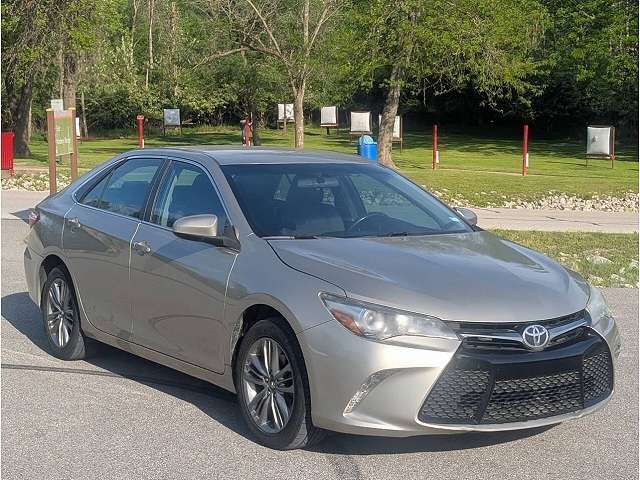 2017 TOYOTA Camry
