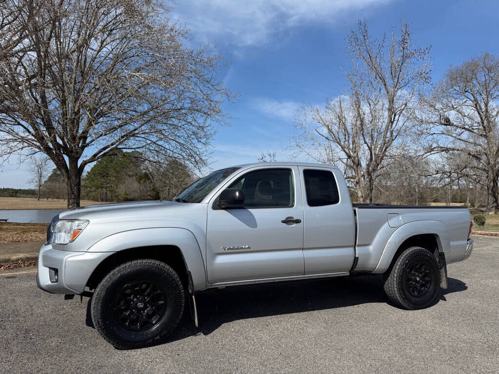 2013 TOYOTA Tacoma