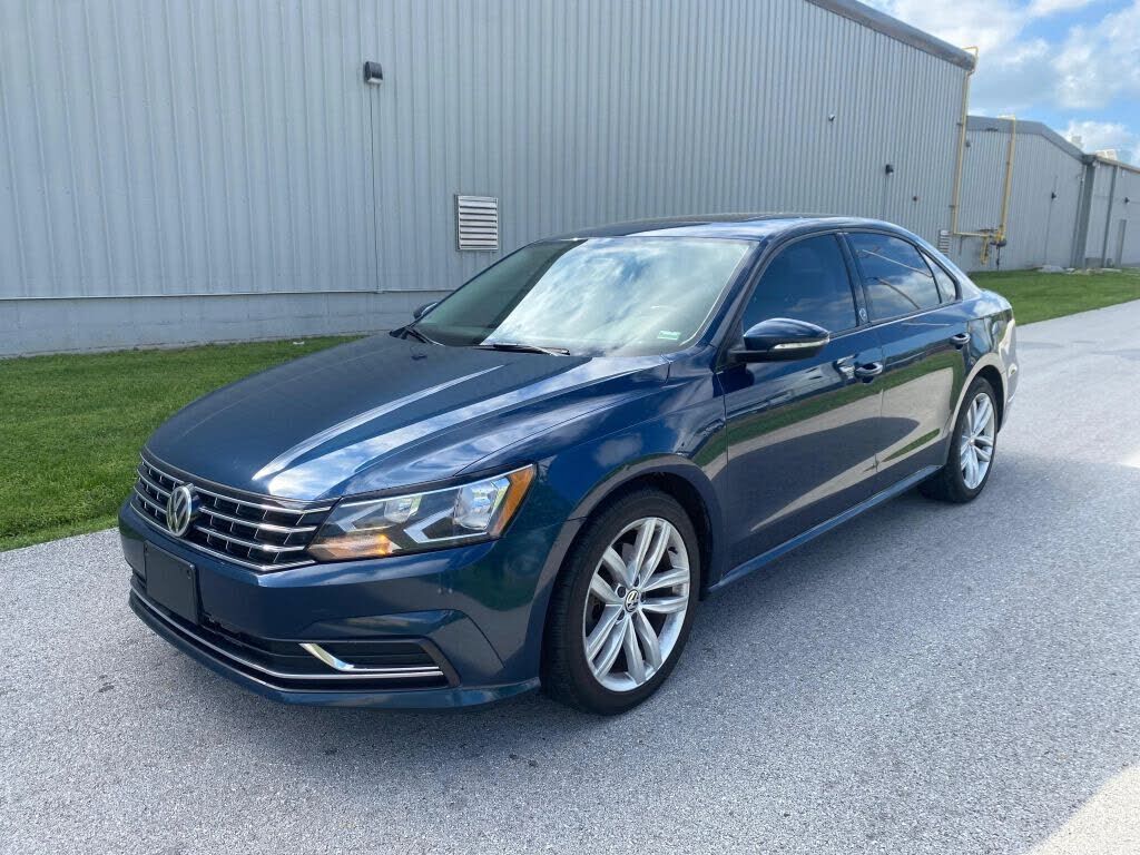 2019 VOLKSWAGEN Passat