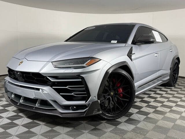 2019 LAMBORGHINI URUS
