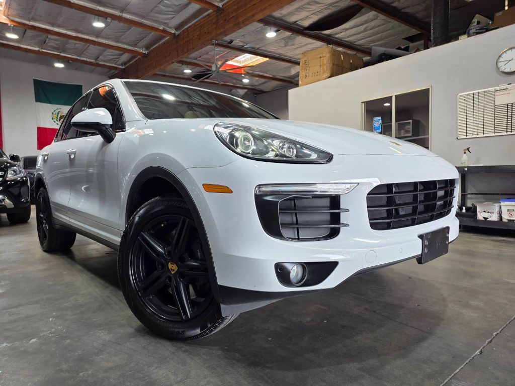 2016 PORSCHE Cayenne