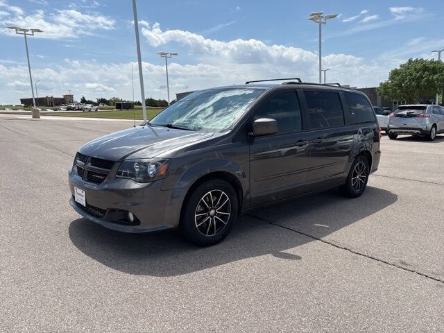 2017 DODGE Grand Caravan