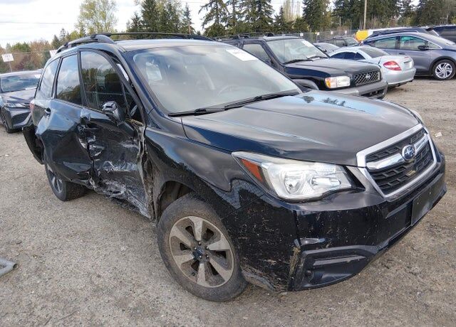 2017 SUBARU Forester