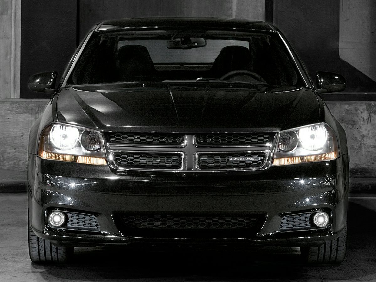 2014 DODGE Avenger