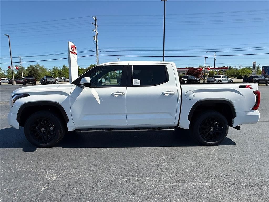 2026 TOYOTA Tundra