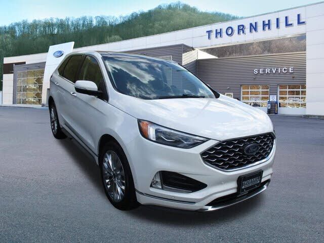 2022 FORD Edge