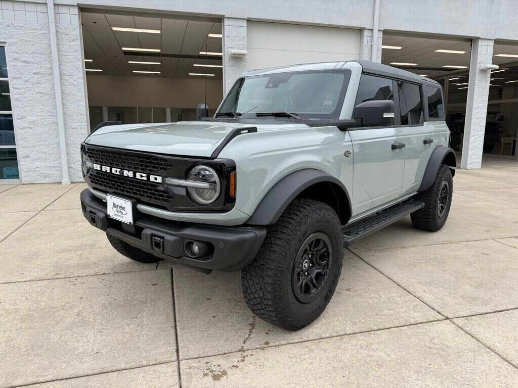2023 FORD Bronco