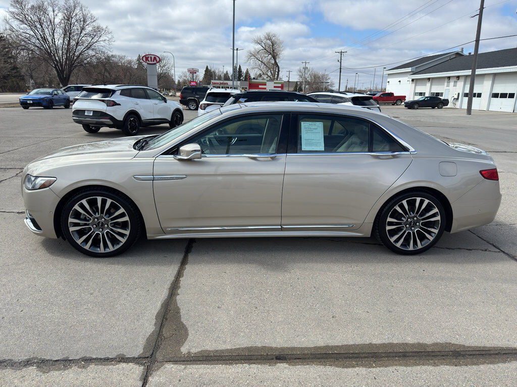 2017 LINCOLN Continental