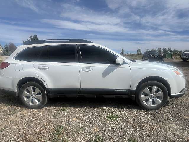 2012 SUBARU Outback