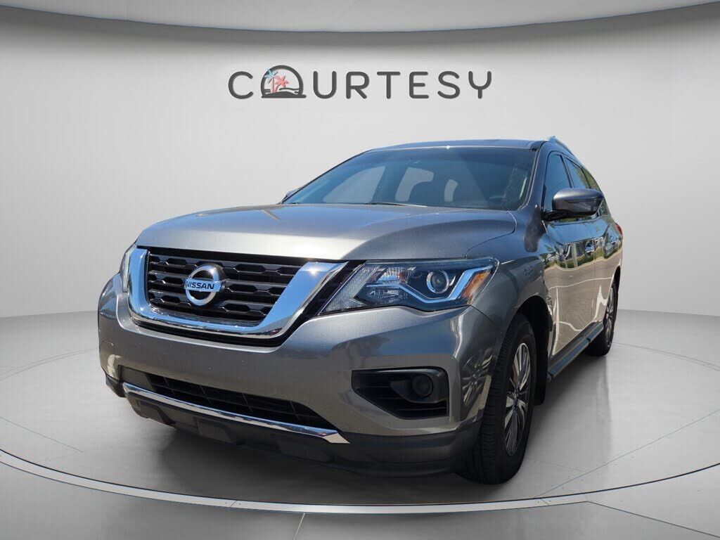 2020 NISSAN Pathfinder