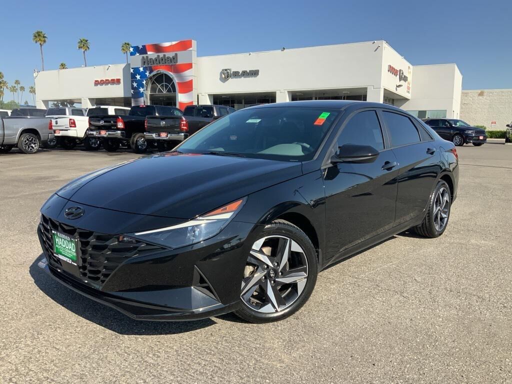2023 HYUNDAI Elantra