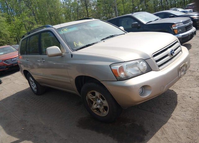 2004 TOYOTA Highlander