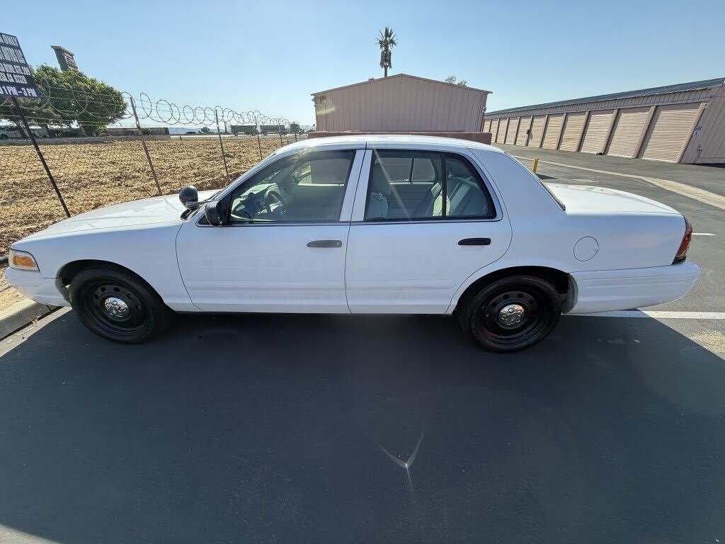 2006 FORD Crown Victoria