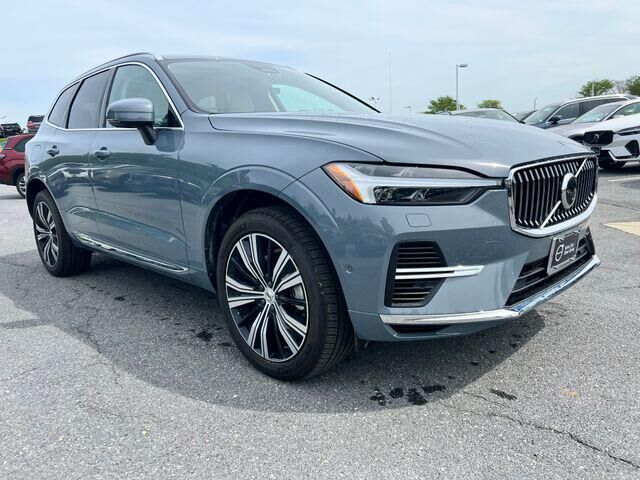 2023 VOLVO XC60