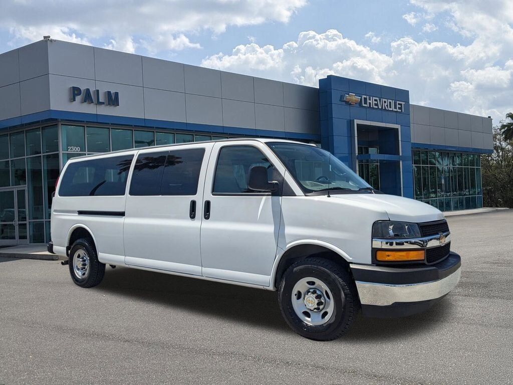2024 CHEVROLET Express