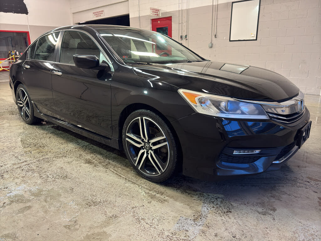 2017 HONDA Accord
