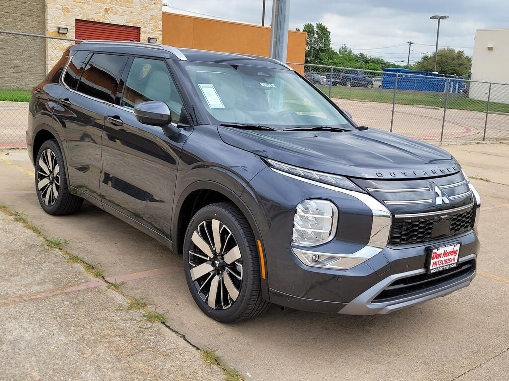 2026 MITSUBISHI Outlander