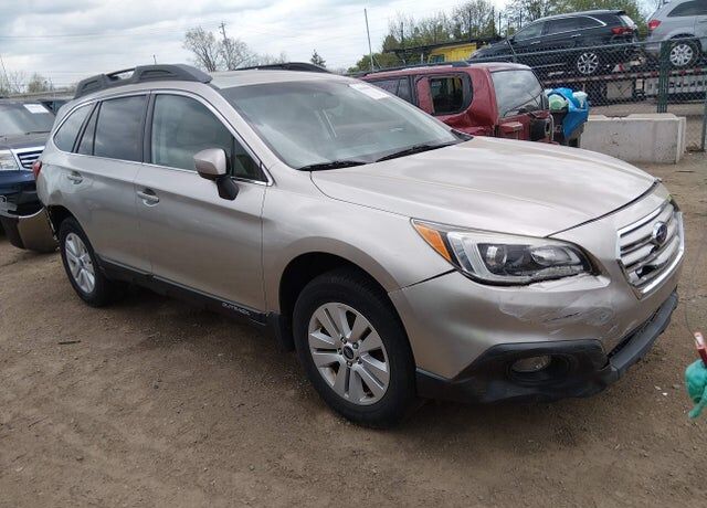 2016 SUBARU Outback