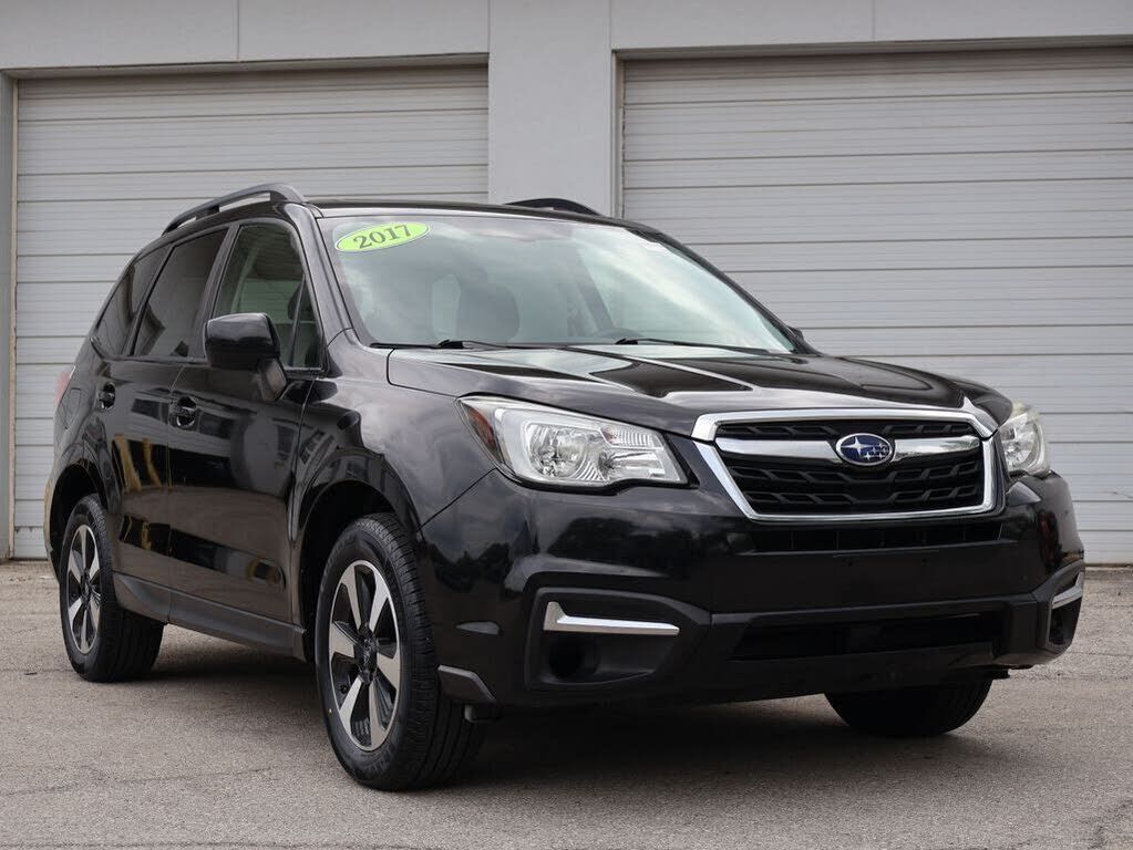 2017 SUBARU Forester