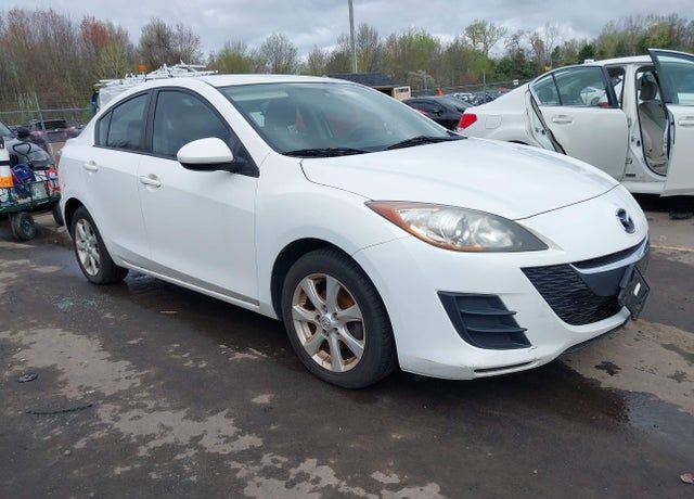 2010 MAZDA Mazda3