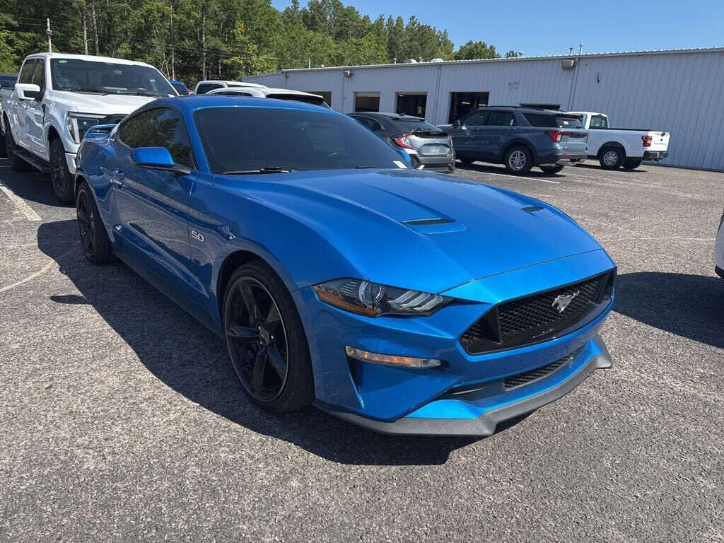 2019 FORD Mustang